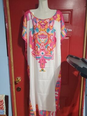 Women's Pink Multi-Color Printed Kaftan Dress. Rhinestone Embellishments.